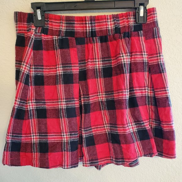 Skirt - Picture 1 of 3